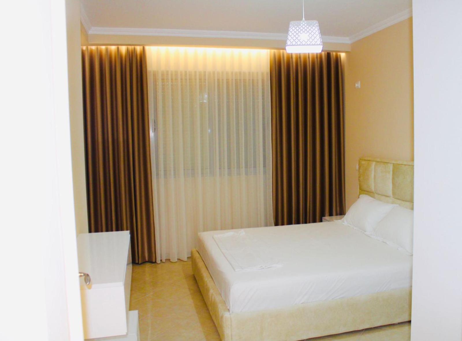 Holiday Apartment Vlore Exterior photo